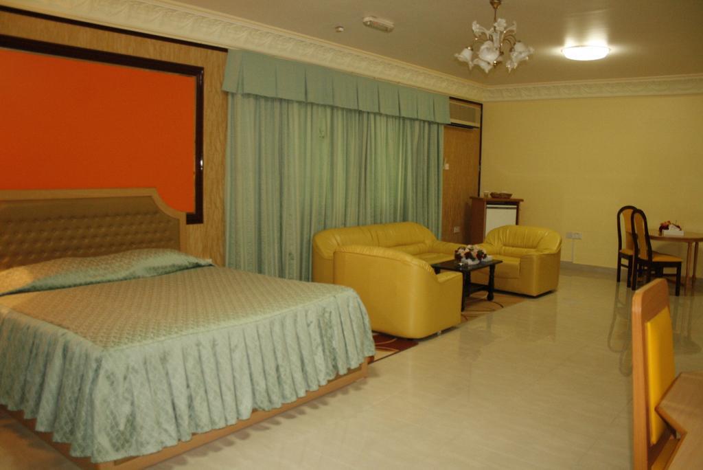 Bowshar International Hotel Маскат Екстер'єр фото