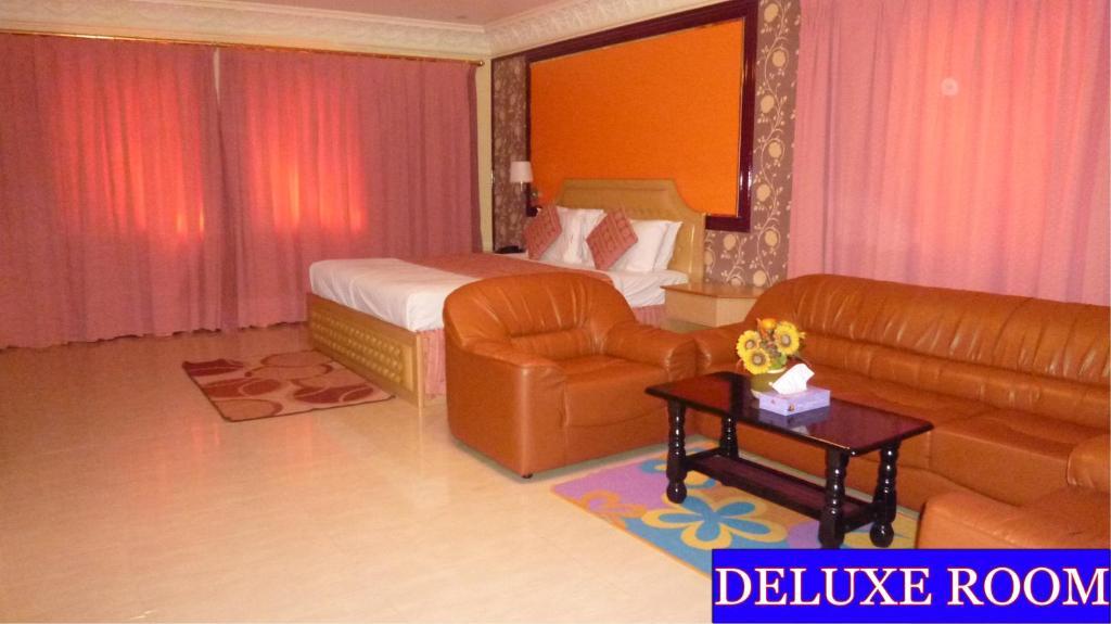 Bowshar International Hotel Маскат Екстер'єр фото