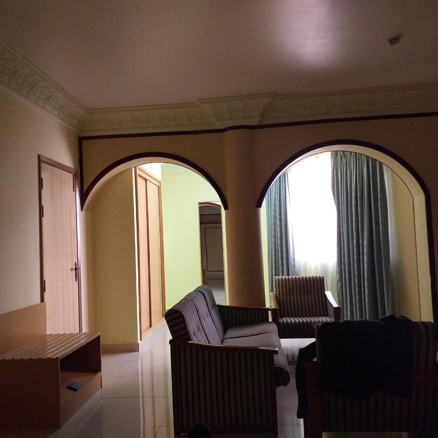 Bowshar International Hotel Маскат Екстер'єр фото